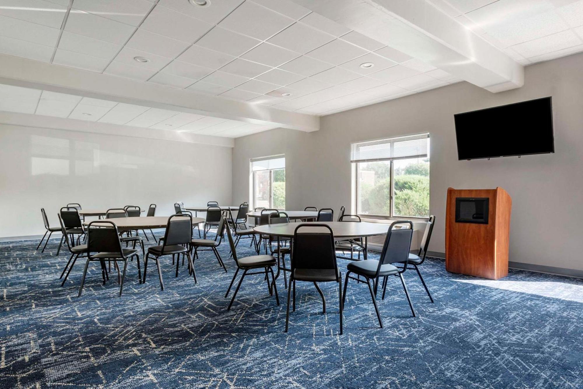Comfort Inn Philadelphia International Airport West Chester Dış mekan fotoğraf
