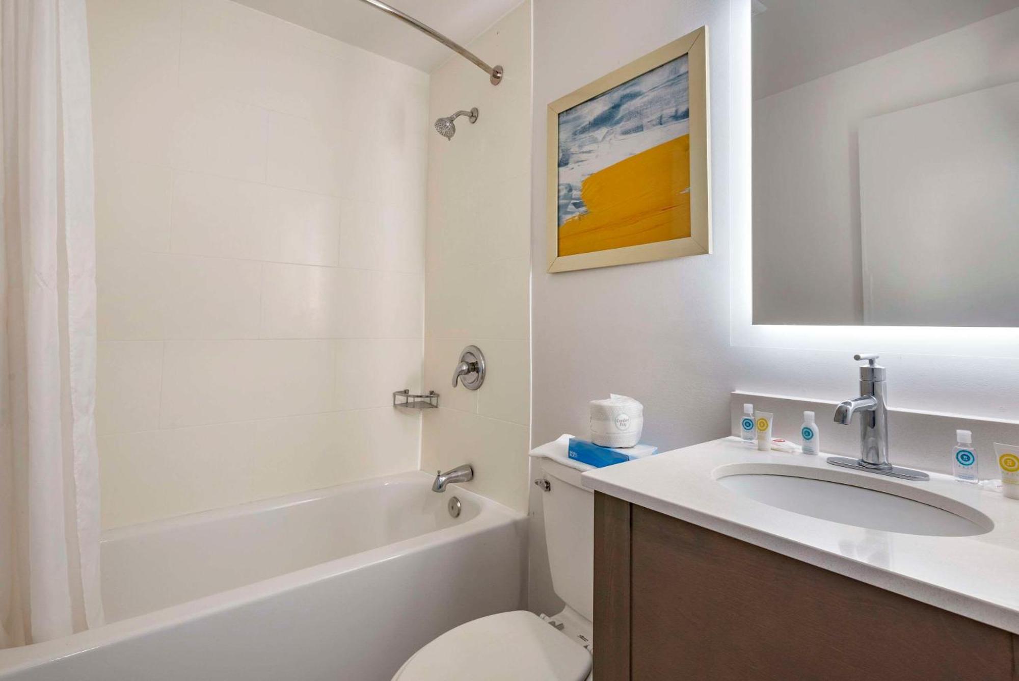 Comfort Inn Philadelphia International Airport West Chester Dış mekan fotoğraf